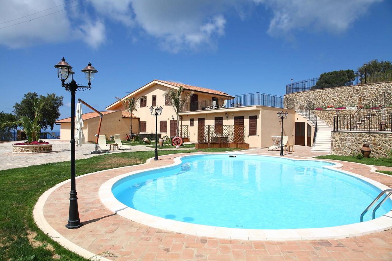 Sikelios Apartments Cefalù Exterior foto