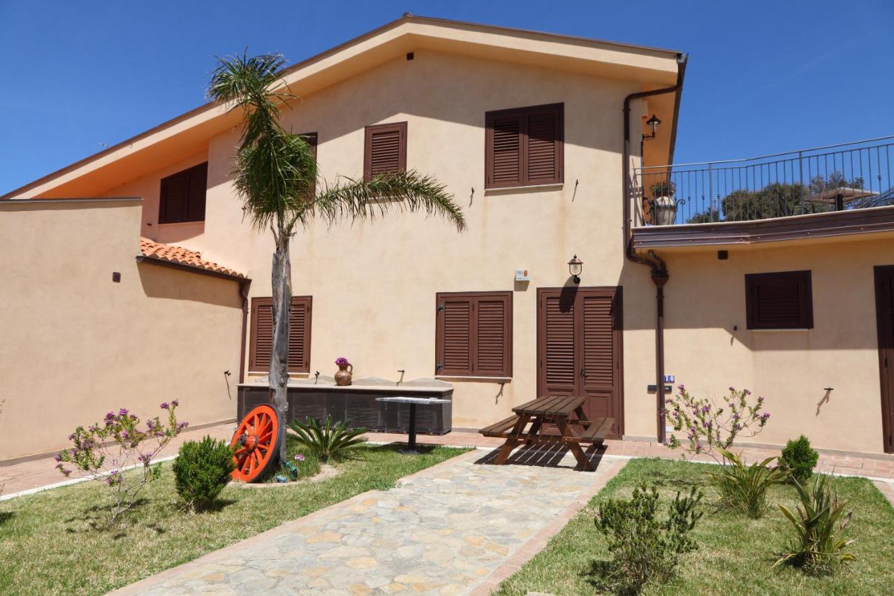 Sikelios Apartments Cefalù Exterior foto