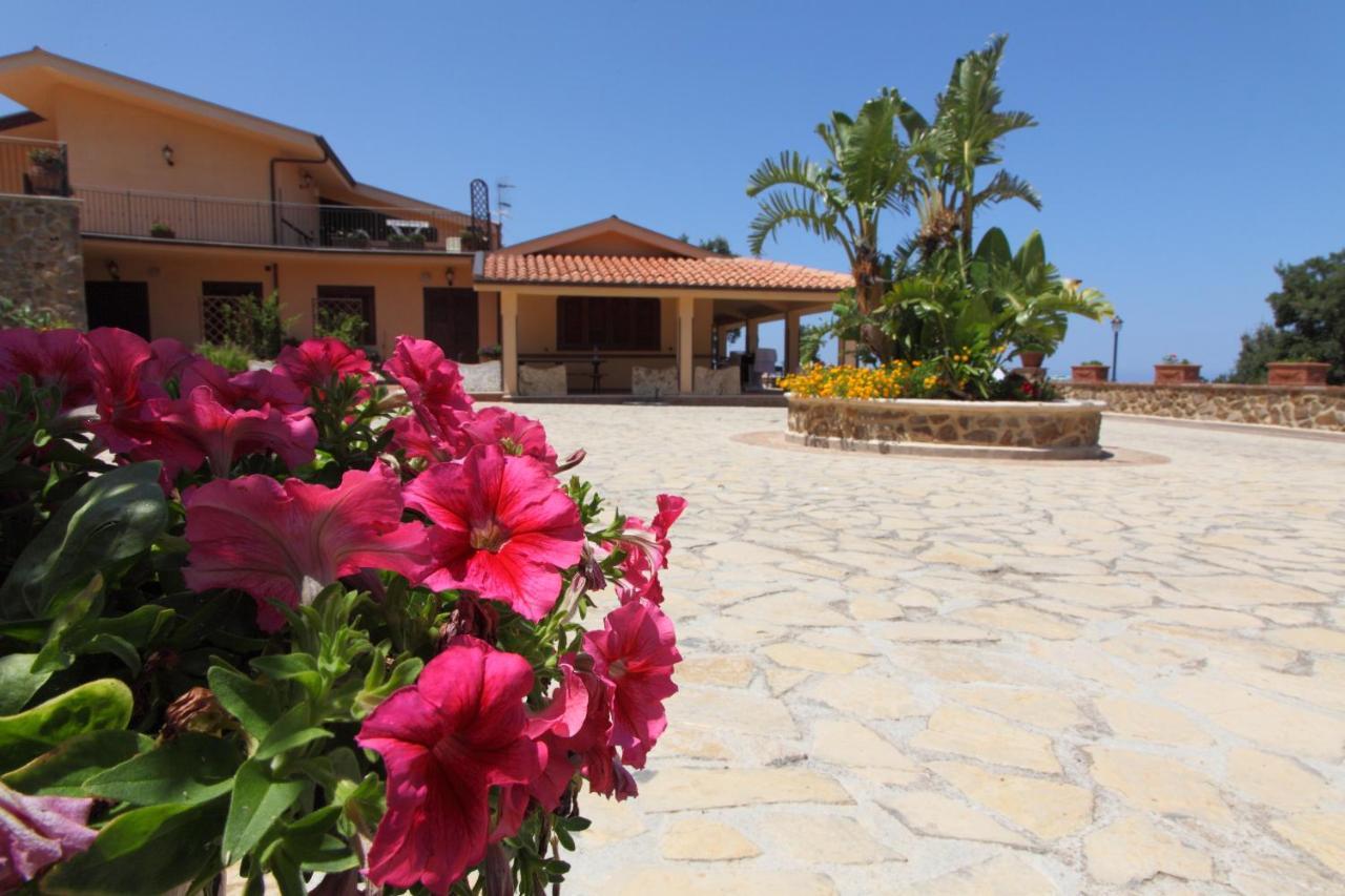 Sikelios Apartments Cefalù Exterior foto
